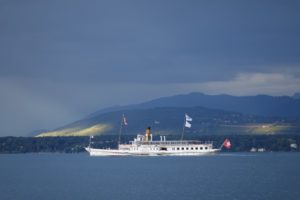 Lake Lake Geneva and Romanticism - Sonia Arekallio | Arenia.ch - Real Estate & Lifestyle in Geneva